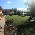 & Sur La Cote Fleurie Holiday home Auberville
